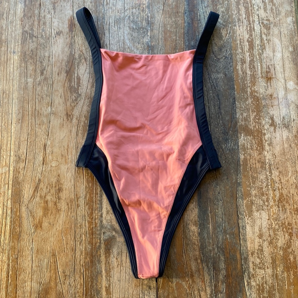 [SOLD] High-Cut Two-Tone One-Piece Swimsuit - Pink and Black